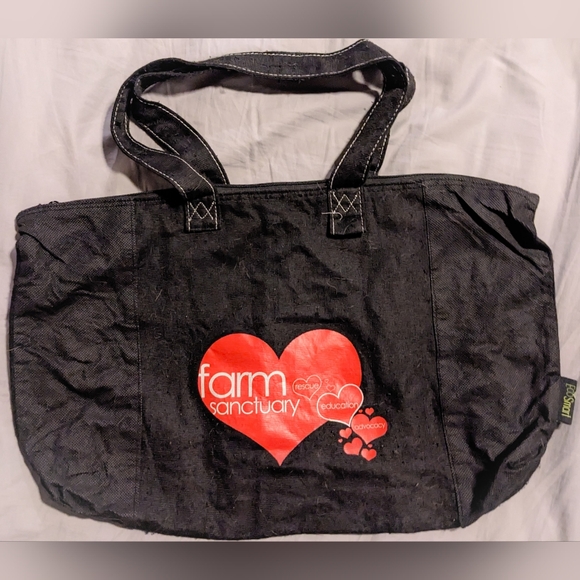 Farm Sanctuary vegan lot - Picture 2 of 3